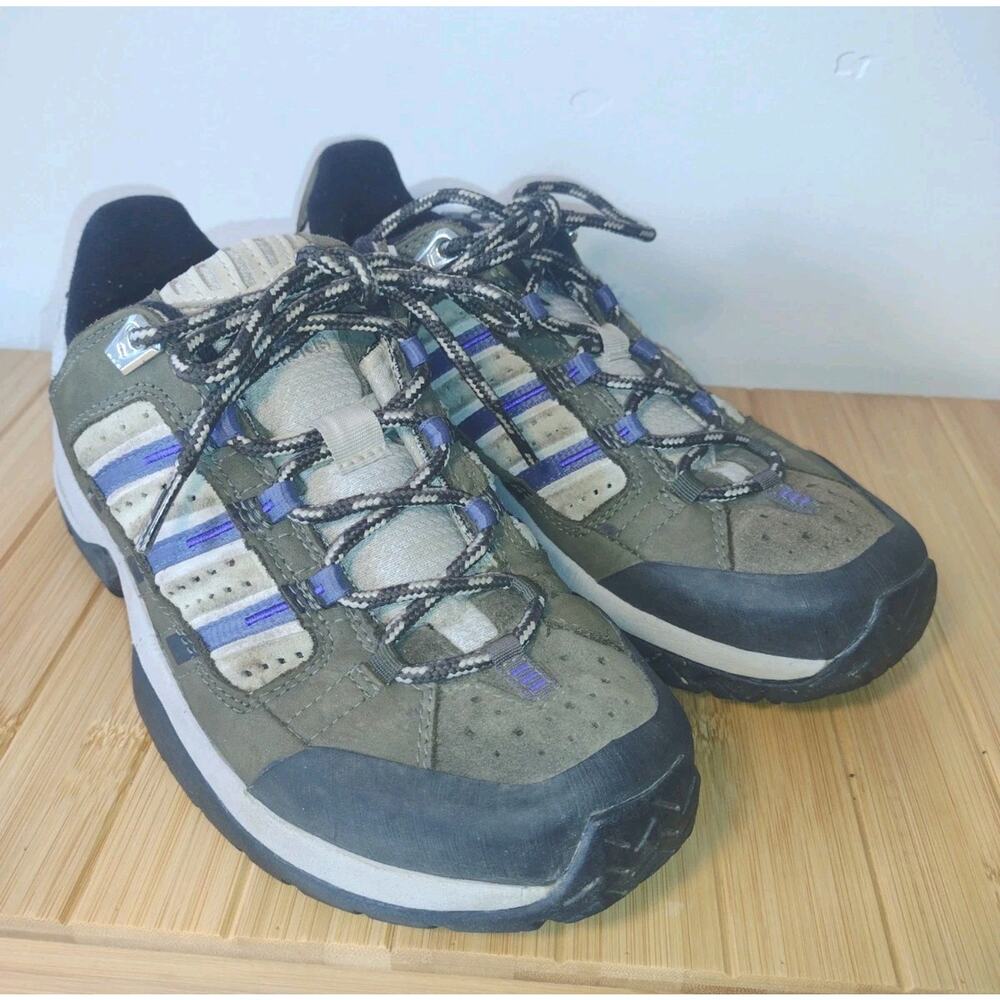 Adidas Trail Running/ hiking shoes Women's  7 Sturdy Torsion Soles Waterproof
